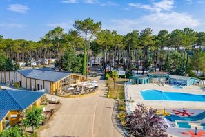 Exterior - ZEcamping 3* toboggans club enfant locatif clim 28m2 6 pers (Saint-Julien-en-Born)