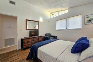 3 bedrooms, iron/ironing board, WiFi, bed sheets - 2 Mi to Cocoa Riverfront Park: Home w/ Patio! (Cocoa)
