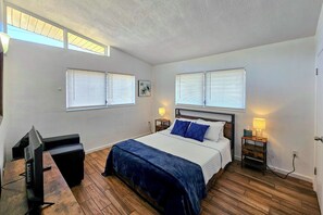 3 chambres, fer et planche à repasser, Wi-Fi, draps fournis