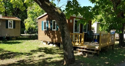 Camping 3 étoiles - Piscine - ccaehgb