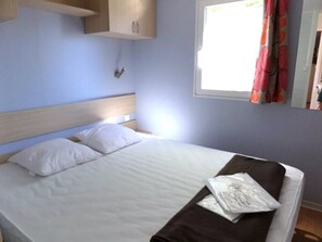 2 bedrooms, WiFi - Camping 4 étoiles - Parc aquatique - ccafafb (Valras-Plage)