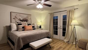 3 bedrooms, iron/ironing board, free WiFi, bed sheets