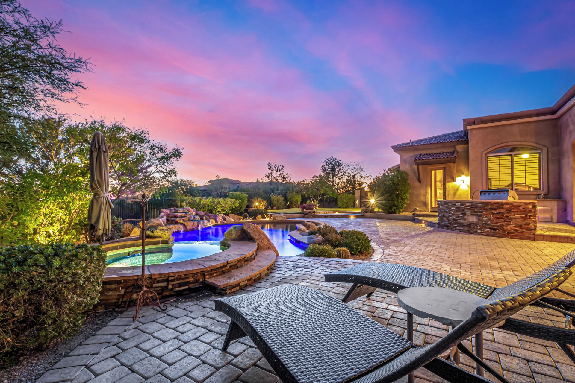 Et oppvarmet basseng