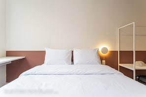 Departamento básico | Escritorio, wifi gratis y ropa de cama 