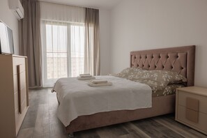 1 bedroom, iron/ironing board, free WiFi, bed sheets