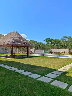 Apartment, 3 Bedrooms, Patio | Outdoor dining