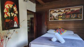 2 makuuhuonetta, Wi-Fi, vuodevaatteet