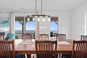 Dining - Spacious 6-bedroom Duplex house with WiFi in fabulous Carolina Beach (Carolina Beach)