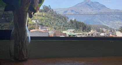 Chamant small duplex quiet unique city center is close to all sites.