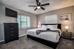 3 chambres, lit parapluie, Wi-Fi gratuit, draps fournis