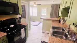 Microwave, oven, stovetop, paper towels - Cozy Stay Near it all:  USC, Ft. Jackson & Columbia Venues (West Columbia)