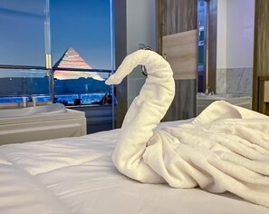 9 soverom, skrivebord og wi-fi (inkludert)