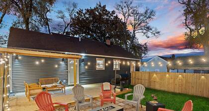 Pickle Ball Court/Dog Friendly/15 Min from Downtown