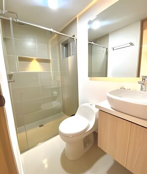 Apartment | Bathroom