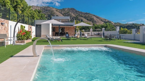 Los Almachares P.N Nerja by Ruralidays