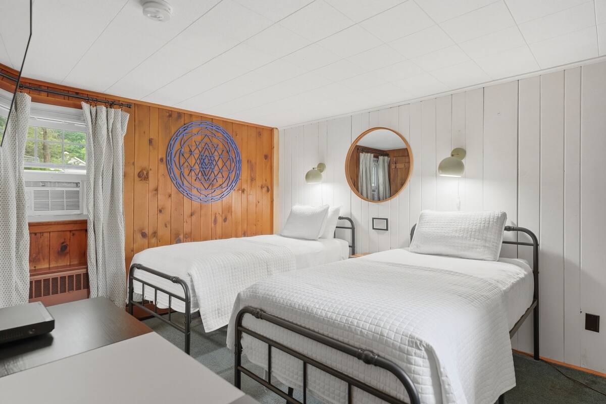 Kamer, 1 twee- of 2 eenpersoonsbedden | Gratis wifi, beddengoed
