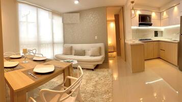 Apartment | Living area | TV