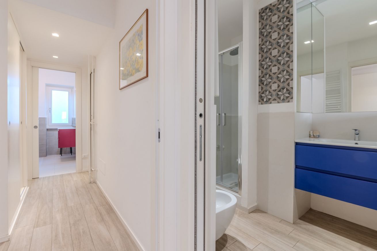 Dusche, Haartrockner, Bidet, Handtücher