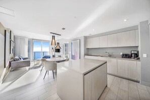 Interior - 25 min to FIFA! Into the Blue: Exploring Miami's Sunkissed Haven (Hollywood)
