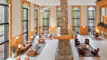 Sala de estar en el lobby
