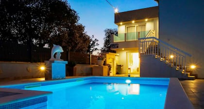 3 bedroom amazing home in Vinovac