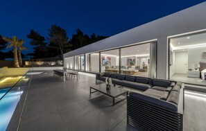 Terrace/patio - Cozy home in Sant Josep de Sa Talai (Sant Josep de Sa Talai)