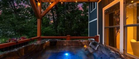 Bain à remous extérieur