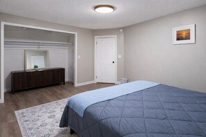 3 soverom, strykejern/-brett, wi-fi og sengetøy