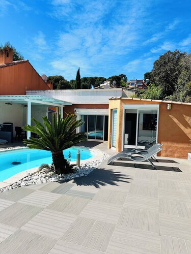 Villa avec piscine à 200 m de la plage