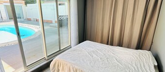 Villa with pool 200 m from the beach