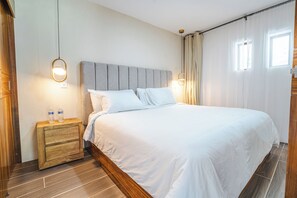 Deluxe House, Garden View