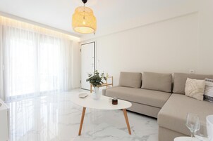 Superior Apartment, Partial Sea View | In-room safe, laptop workspace, free WiFi
