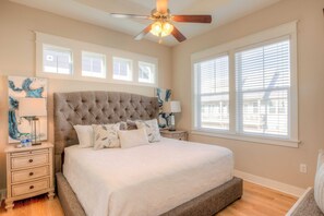 House (2 Bedrooms) | 2 bedrooms, iron/ironing board, bed sheets - 30A Sandpiper by Avantstay In Prominence, 2 Pools + Gym Access, 2 Bikes Incl (Santa Rosa Beach)