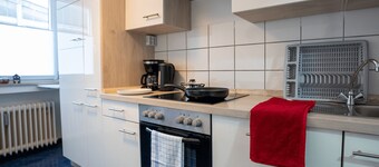 Serviceroom24 - Apartment 2 in Gladbeck WLAN - Smart-TV - 24-7 check-in 