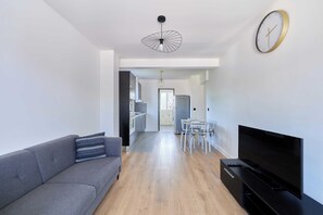 TV - Appartement Sérénité Normande - Welkeys (Cabourg)