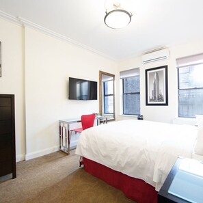 Room, Non Smoking, Private Bathroom | Desk, laptop workspace, free WiFi - 414 hotel (New York)