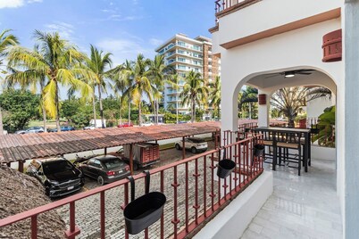 Luxury 2BR, 2BA condo in Marina Vallarta. Dream kitchen, golf, fishing packages.