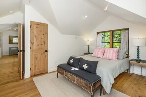 4 habitaciones, escritorio, wifi gratis y ropa de cama 