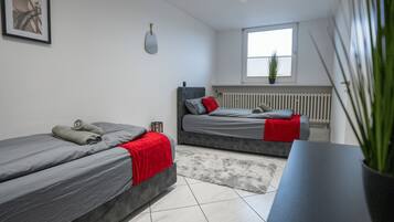 7 Schlafzimmer, WLAN, Bettwäsche