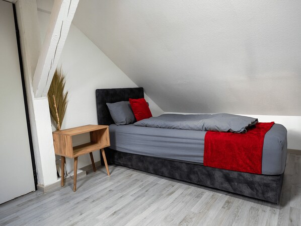 7 habitaciones, wifi y ropa de cama 