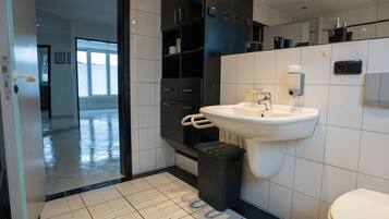 Handtücher, Toilettenpapier