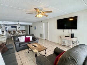 Living area - Saida III Condos - S3124 (South Padre Island)