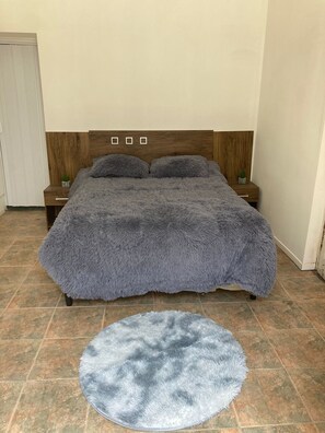 1 bedroom, WiFi, bed sheets - Apartamento Privado con Baño en Suit (Montevideo)