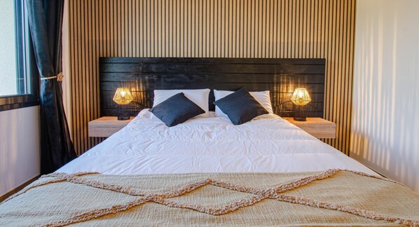 3 bedrooms, travel crib, free WiFi