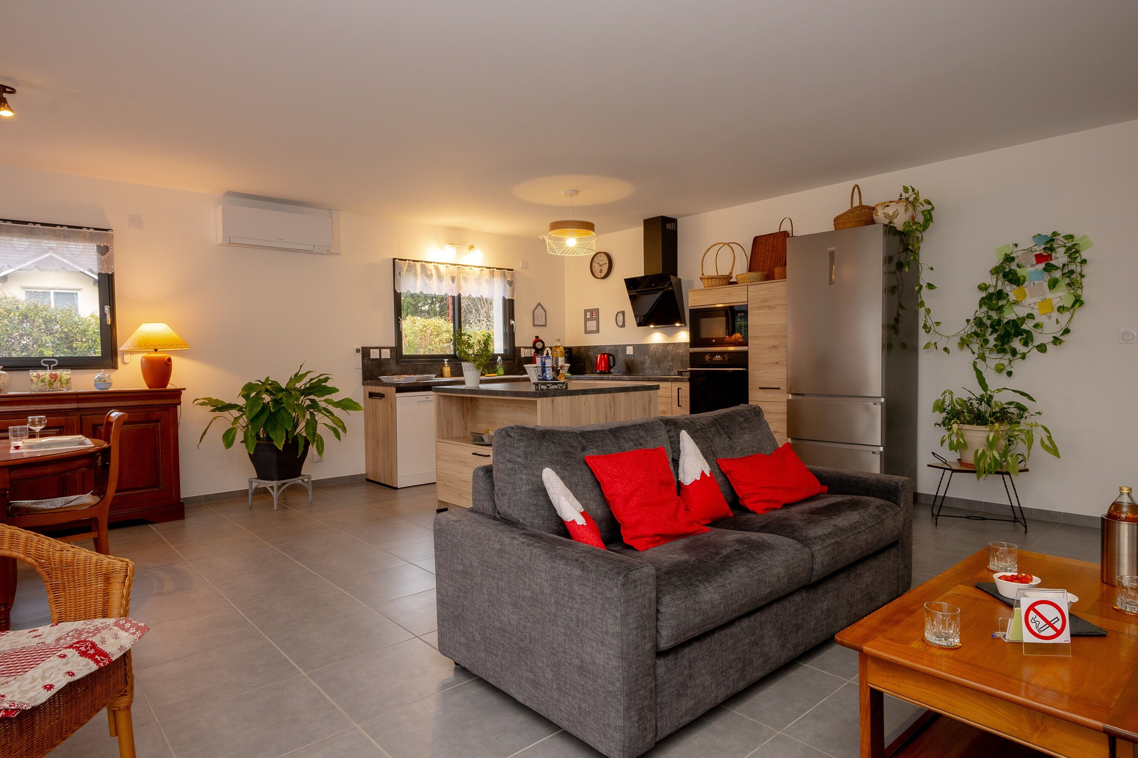 Fernseher, Stereoanlage