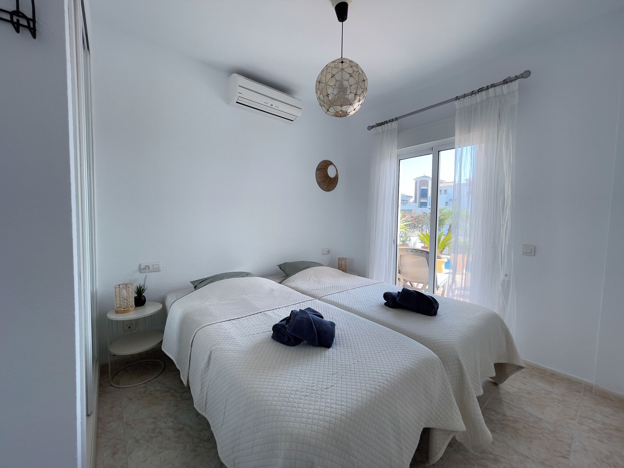 3 habitaciones, wifi gratis y ropa de cama 