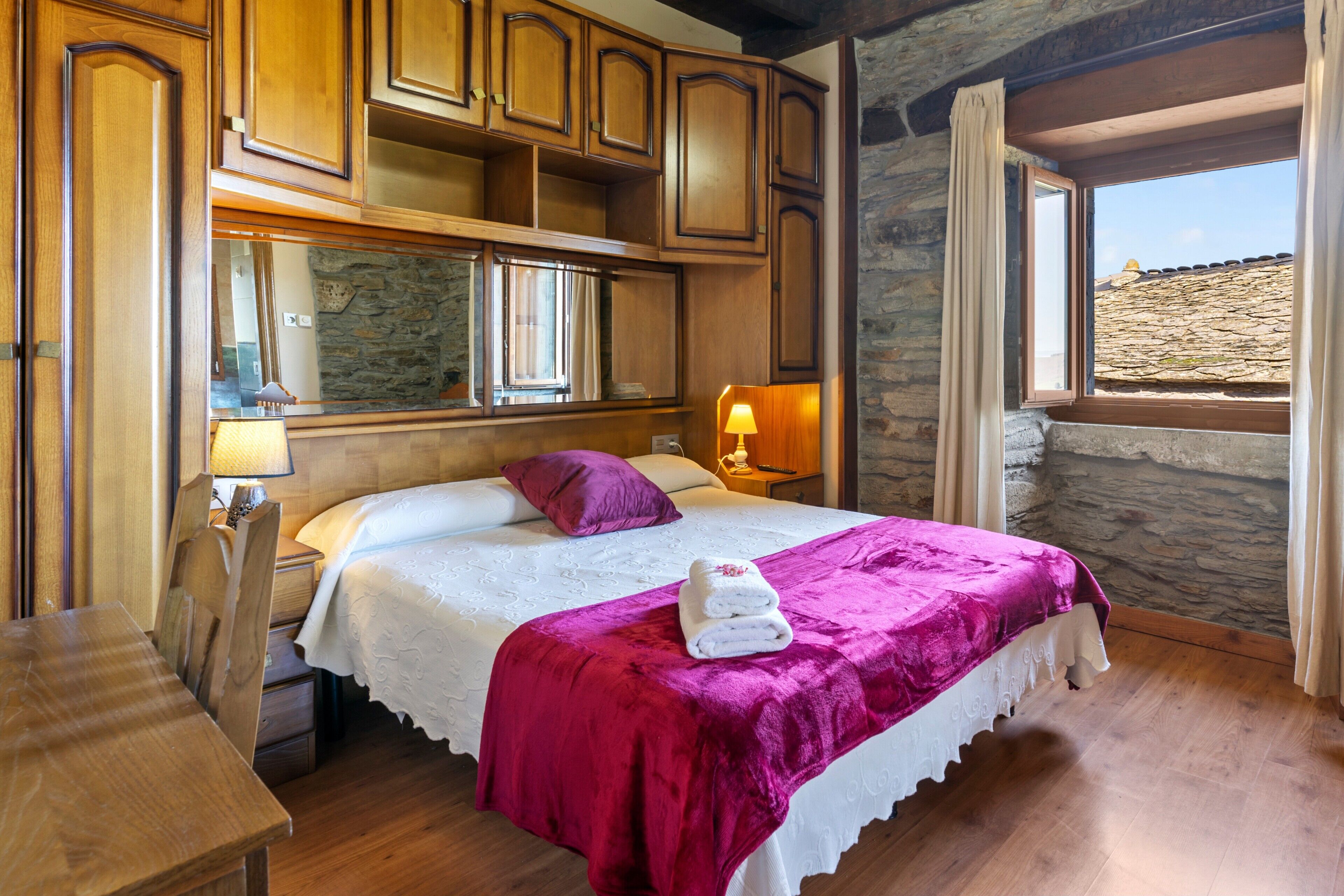 7 bedrooms, iron/ironing board, free WiFi, bed sheets