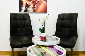 Interior - Comfortable 3-Bedroom Apt in a Quiet Neighborhood (Wien)