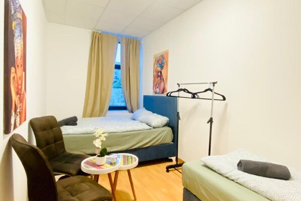 1 quarto, roupa de cama