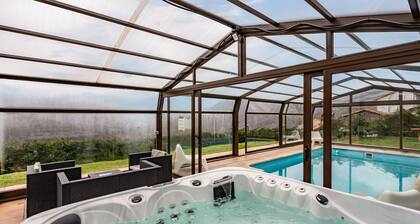 Country House 'La Cerra' with Mountain View, Private Pool and Wi-Fi
